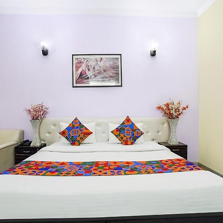 Fabexpress Ivy Inn Sector 35 Noida Exteriör bild